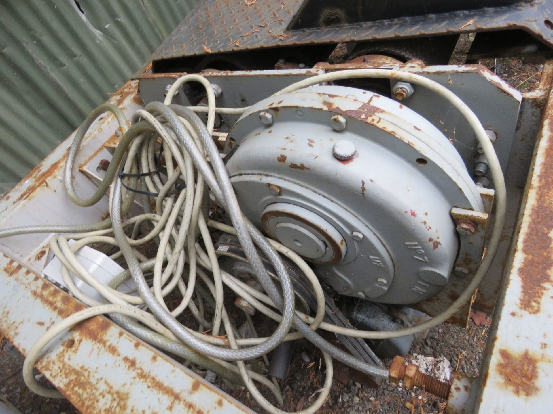 COMMERCIAL VEHICLE BRAKE TEST ROLLERS WITH ASSOCIATED EQUIPMENT. BELIEVED TO BE EWJ MAKE. - Image 5 of 7