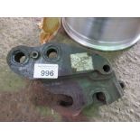 RHINOX MANUAL EXCAVATOR QUICK HITCH, UNTESTED ON 30MM PINS APPROX. THIS LOT IS SOLD UNDER THE AU