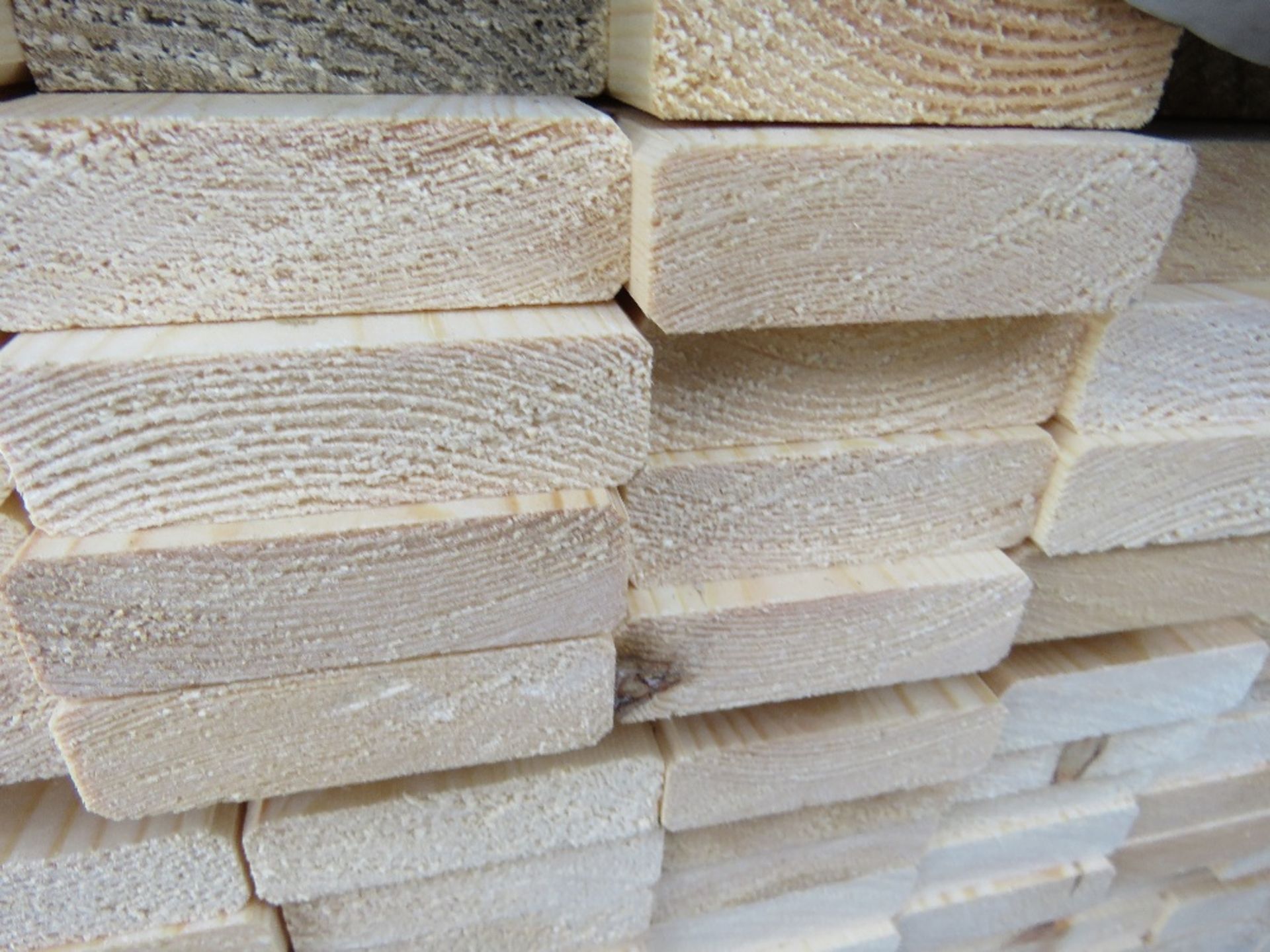 LARGE PACK OF UNTREATED TIMBER SLATS 1.83M X 70MM X 20MM APPROX. - Image 3 of 3