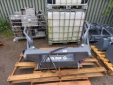 MF METAL FACH HYDRAULIC BALE SQUEEZER ATTATCHMENT ON EURO 8 BRACKETS TO SUIT 4N LOADER ETC. UNUSED.