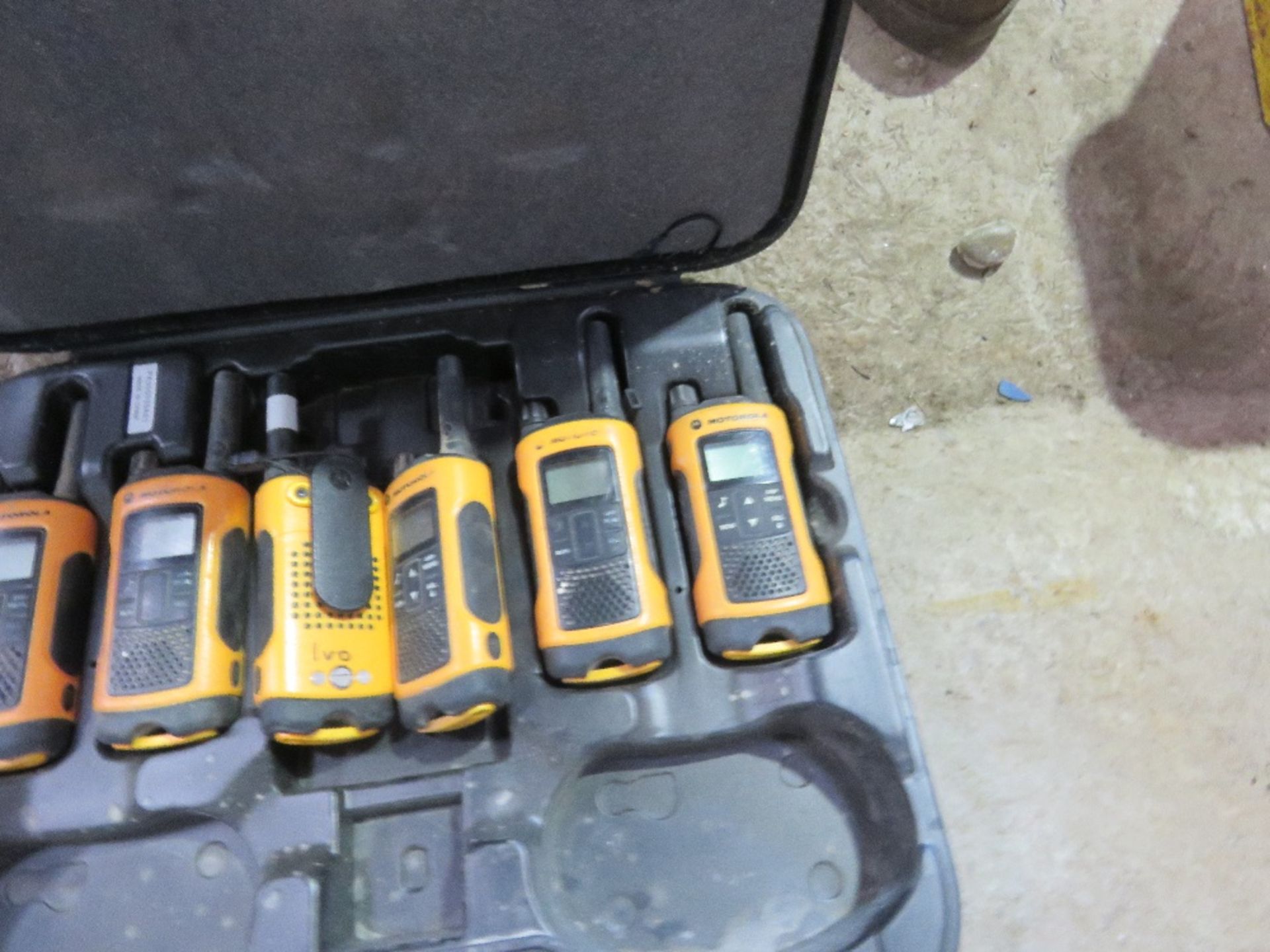 MOTOROLA WALKIE TALKIES. THIS LOT IS SOLD UNDER THE AUCTIONEERS MARGIN SCHEME, THEREFORE NO VAT W - Image 2 of 2