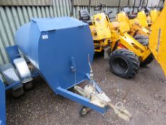 TOWED 1000LITRE CAPACITY DIESEL BOWSER WITH HAND PUMP. DIRECT FROM COMPANY CLOSURE.