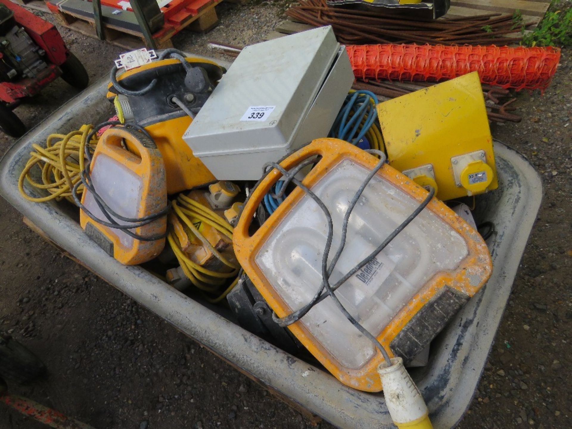 BIN CONTAINING 110VOLT LIGHTS, JUNCTION BOXES PLUS A TRANSFORMER. THIS LOT IS SOLD UNDER THE AUCT - Image 3 of 4