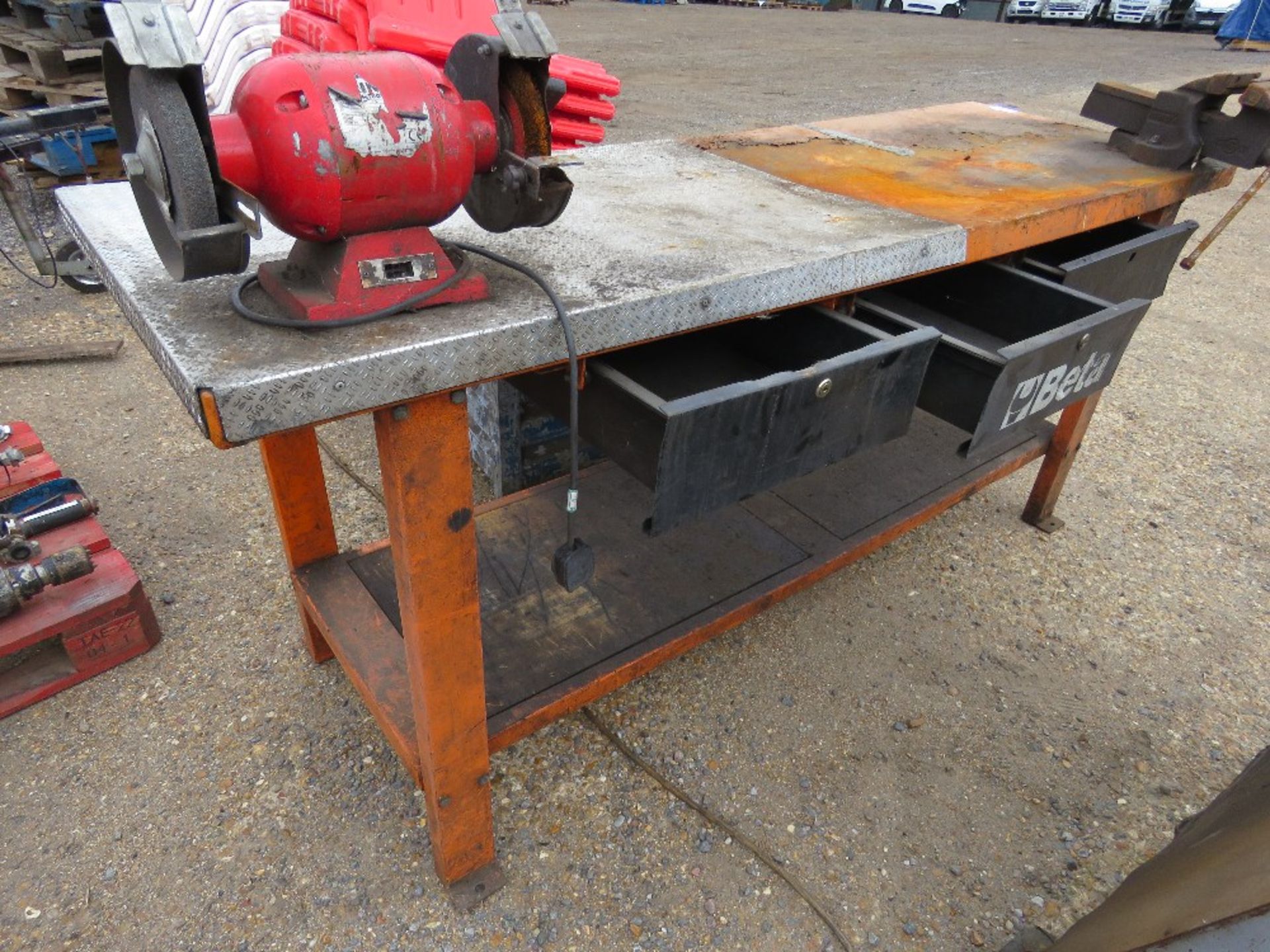 BETA METAL WORK BENCH WITH GRINDER AND VICE. 6FT LENGTH APPROX. - Image 6 of 6