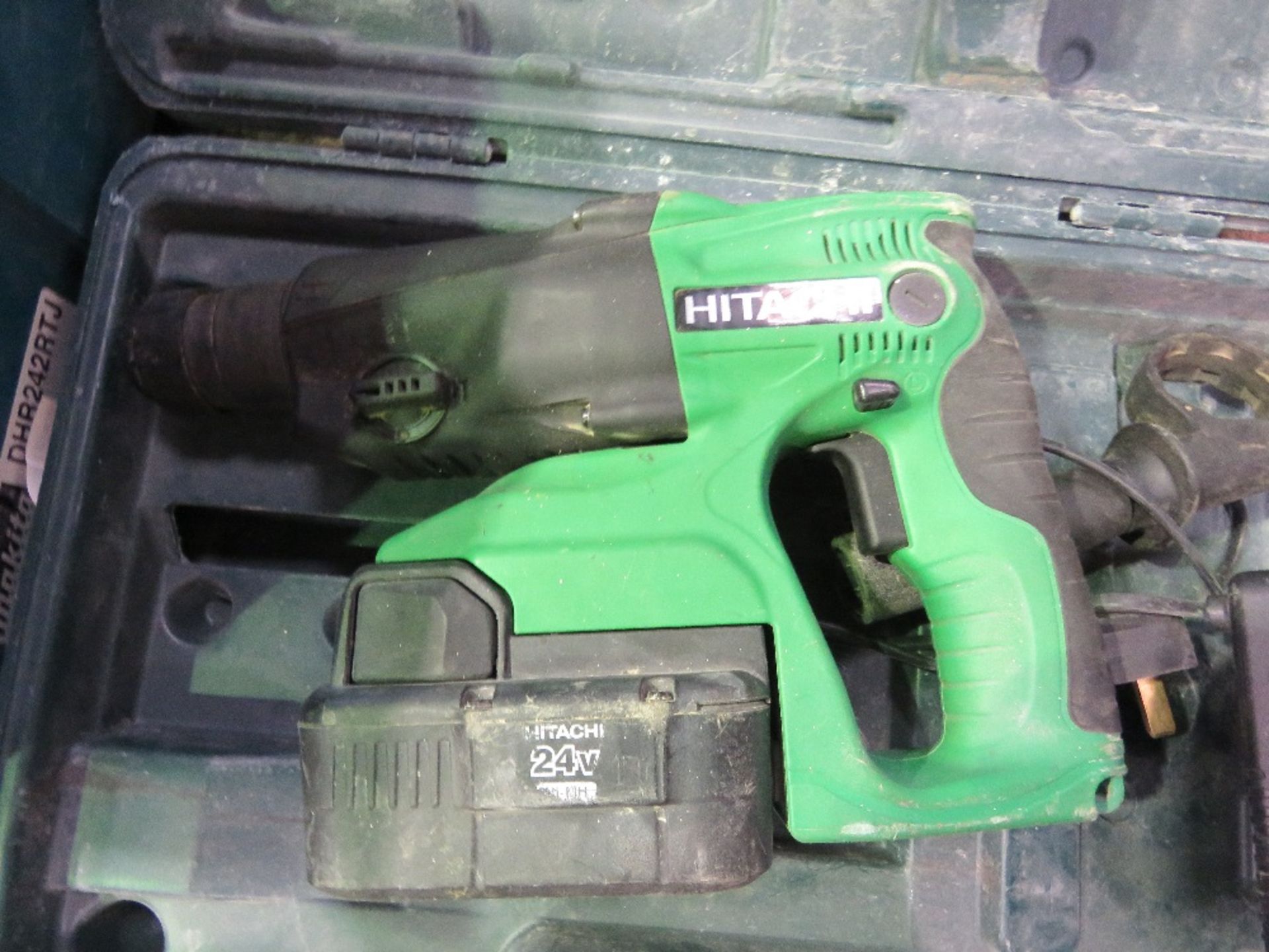 HITACHI 24V BATTERY DRILL SOURCED FROM LARGE CONSTRUCTION COMPANY LIQUIDATION. - Image 2 of 3