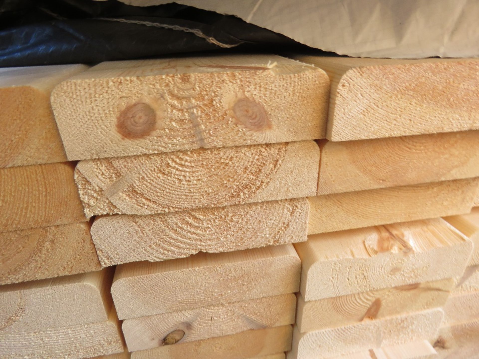 PACK OF UNTREATED MACHINED BOARDS. 1.73M LENGTH X 32mm X 120MM WIDTH APPROX. - Image 3 of 3