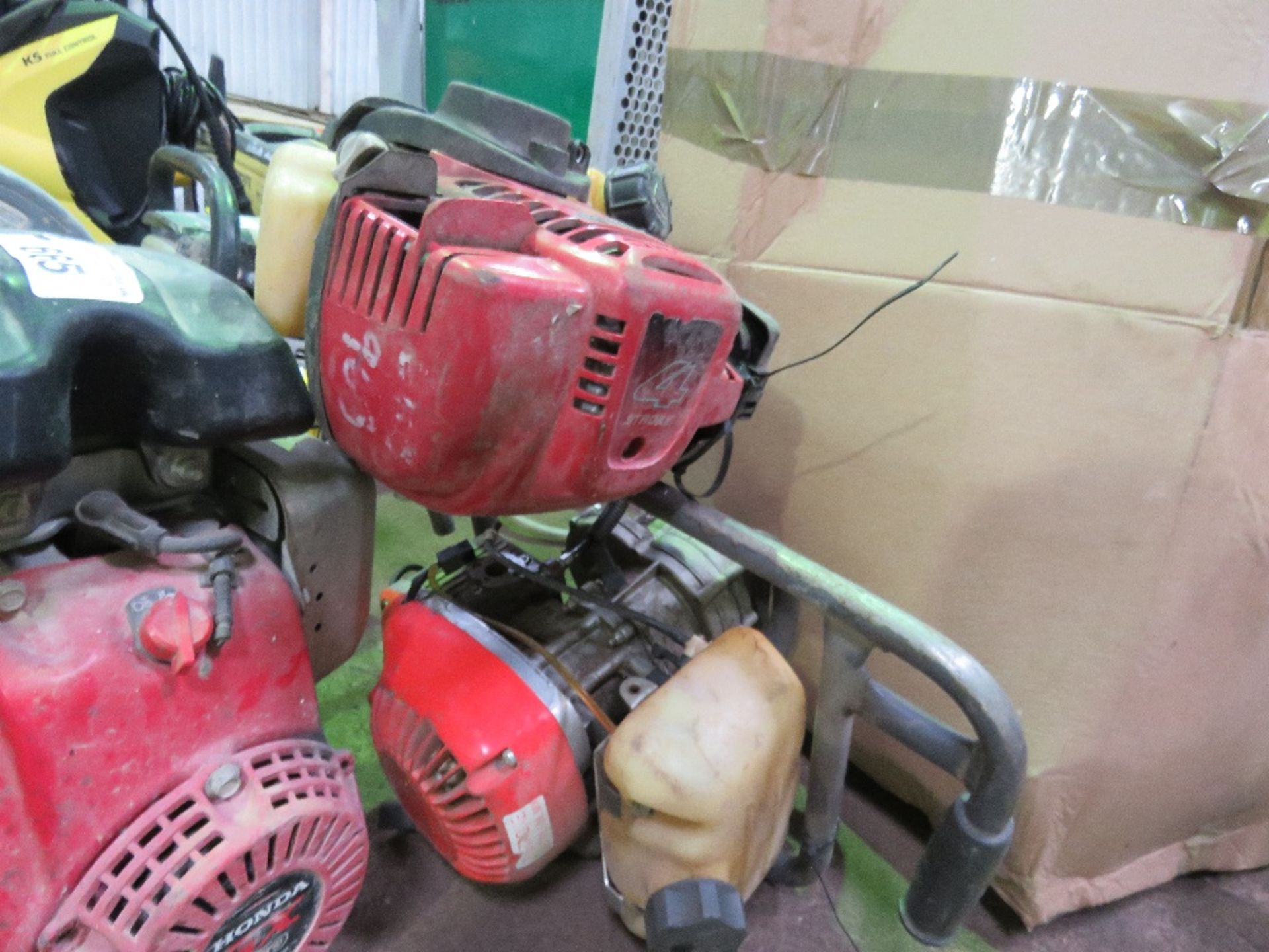 3 X PETROL ENGINES- SPARES OR REPAIR. - Image 3 of 3