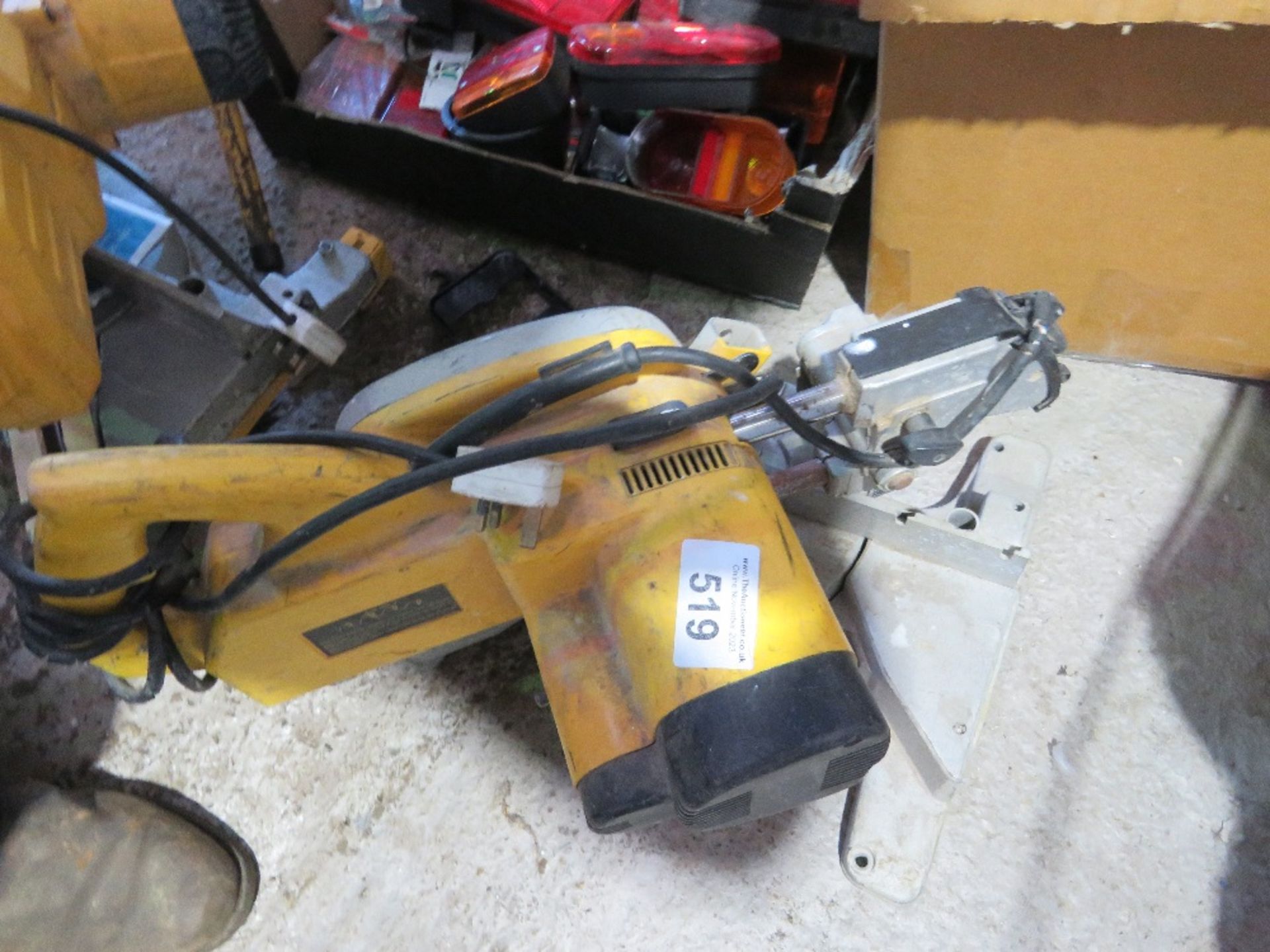 DEWALT 240V MITRE SAW. - Image 2 of 3