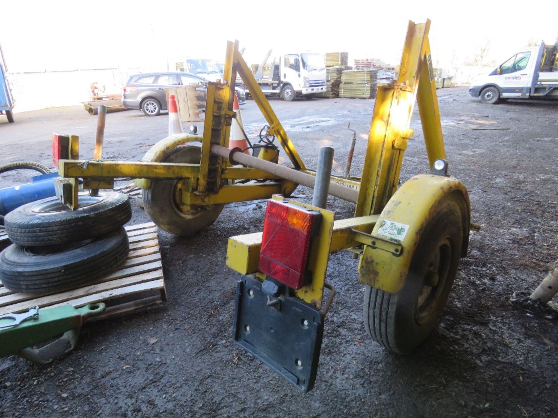 LARGE SIZED CABLE DRUM TRAILER WITH SPARE WHEELS, 4FT INTERNAL SPAN APPROX. - Image 4 of 7