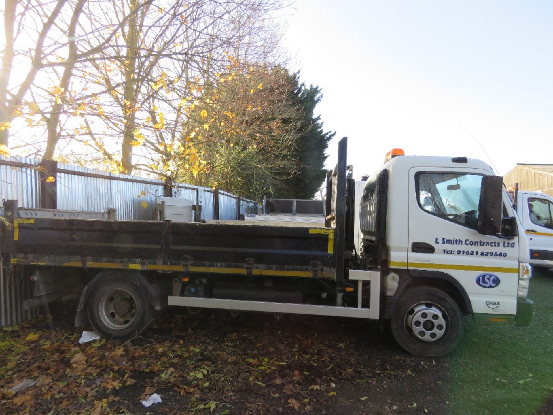 MITSUBISHI CANTER FUSO 7C15 7500KG TIPPER LORRY REG:GN16 HXA. DIRECT FROM LOCAL COMPANY WHO HAVE OWN