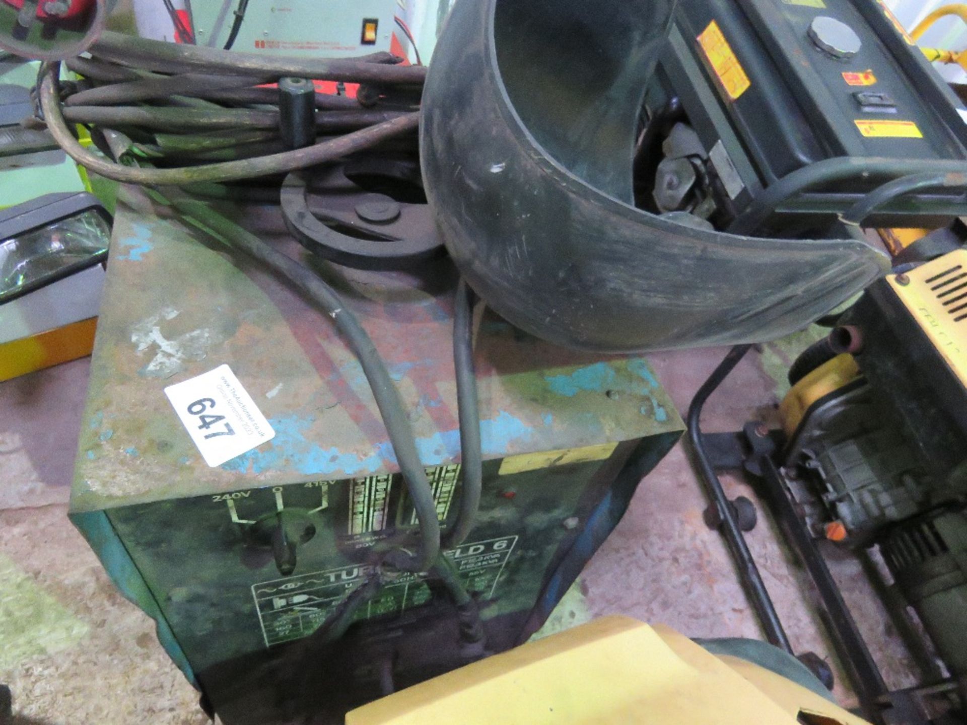 TURIO WELD 6 SINGLE/ 3 PHASE ARC WELDER. THIS LOT IS SOLD UNDER THE AUCTIONEERS MARGIN SCHEME, T - Image 2 of 3