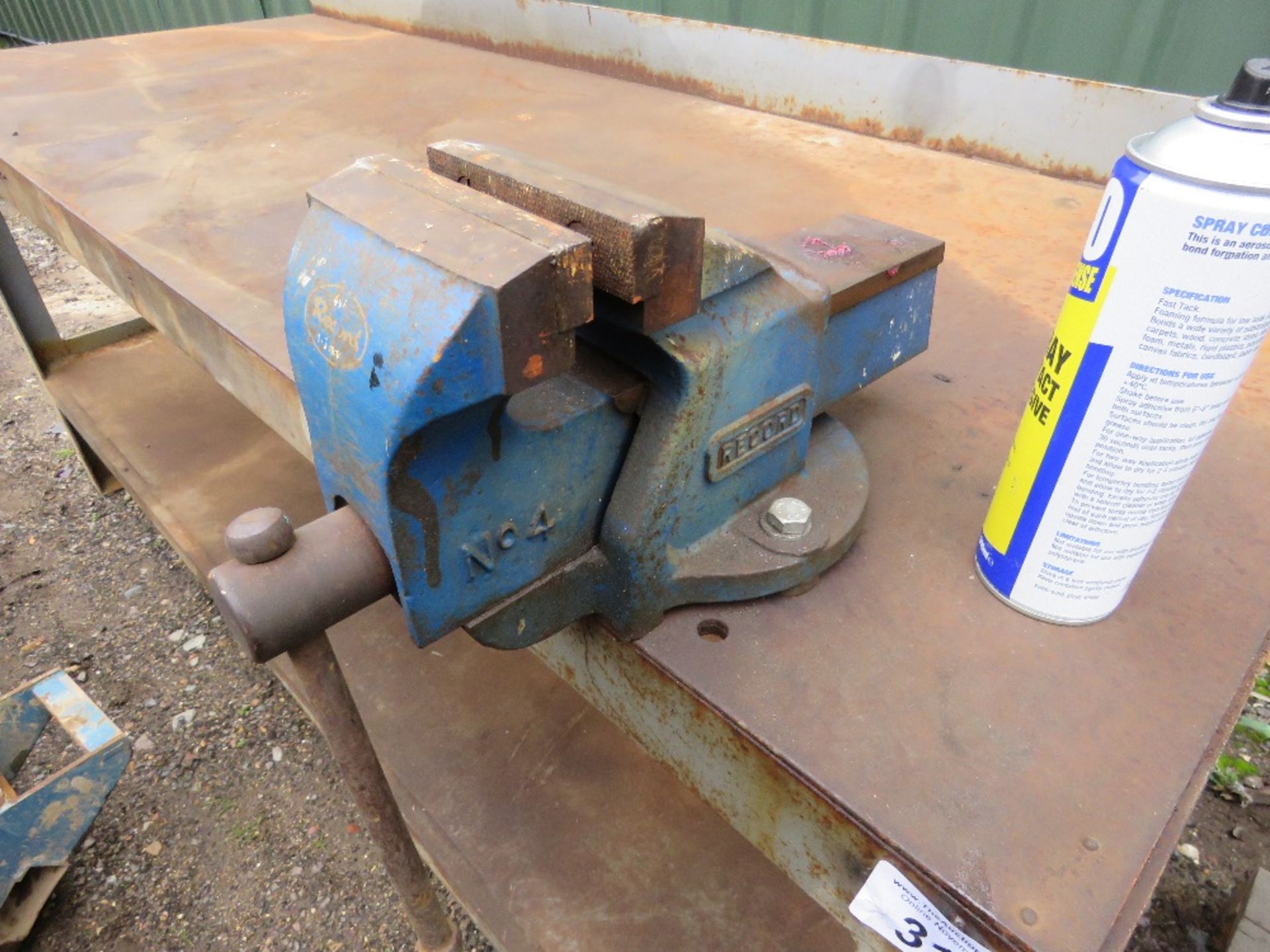 LARGE HEAVY DUTY WORKBENCH 2M X 0.8M APPROX. THIS LOT IS SOLD UNDER THE AUCTIONEERS MARGIN SCHEME - Image 2 of 5