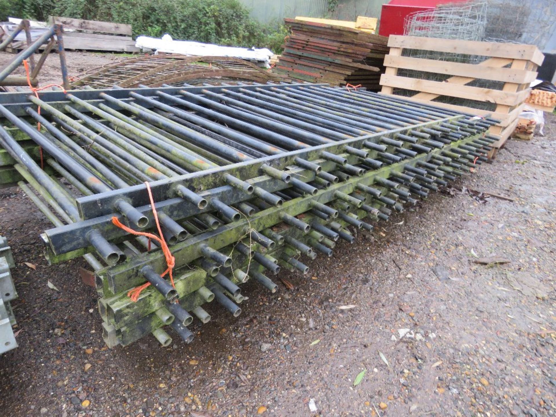 STACK OF HEAVY DUTY FENCING 1.1M - 3M WIDTH APPROX. THIS LOT IS SOLD UNDER THE AUCTIONEERS MARGIN - Image 2 of 5