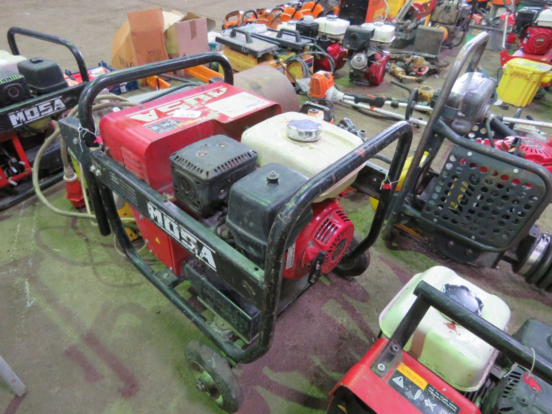 MOSA MAGIC WELD 200 PETROL WELDER. - Image 2 of 3