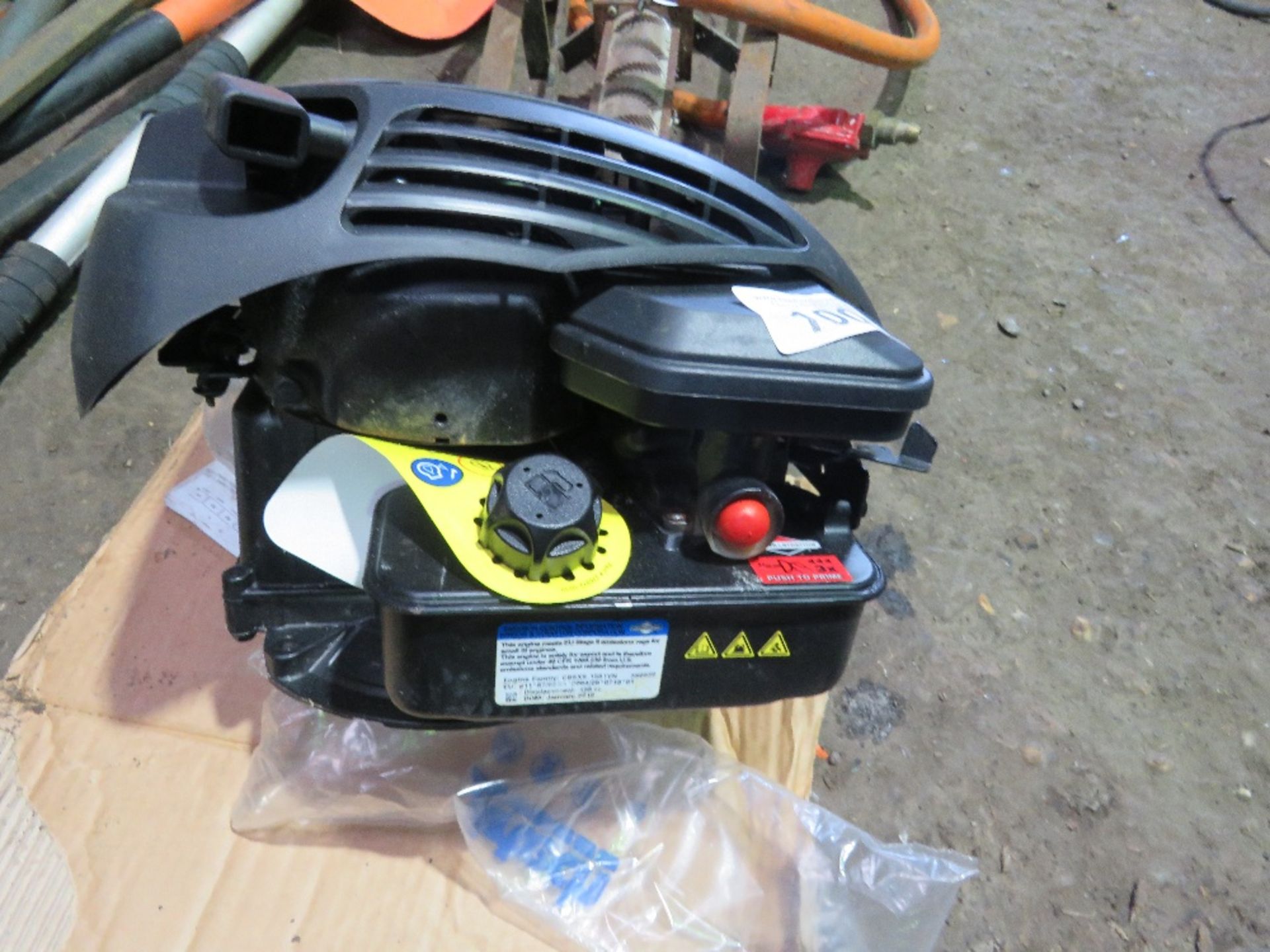 BRIGGS AND STRATTON 500 158CC LAWNMOWER ENGINE, UNUSED. SOURCED FROM COMPANY LIQUIDATION. - Image 2 of 5