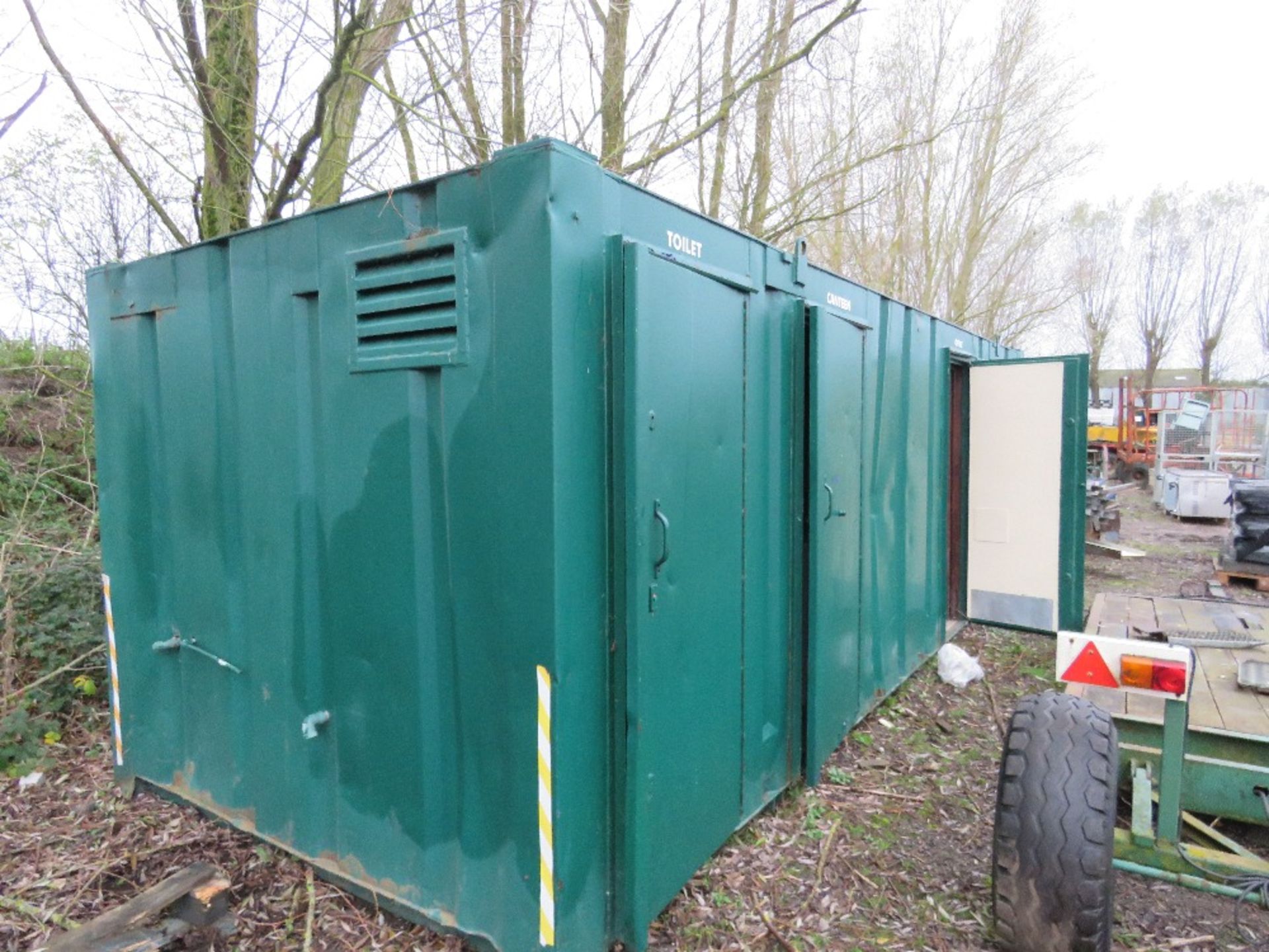 SECURE SITE WELFARE OFFICE CABIN, 32FT LENGTH X 10FT WIDTH APPROX ACCOMODATION COMPRISES OFFICE, CA - Image 13 of 13