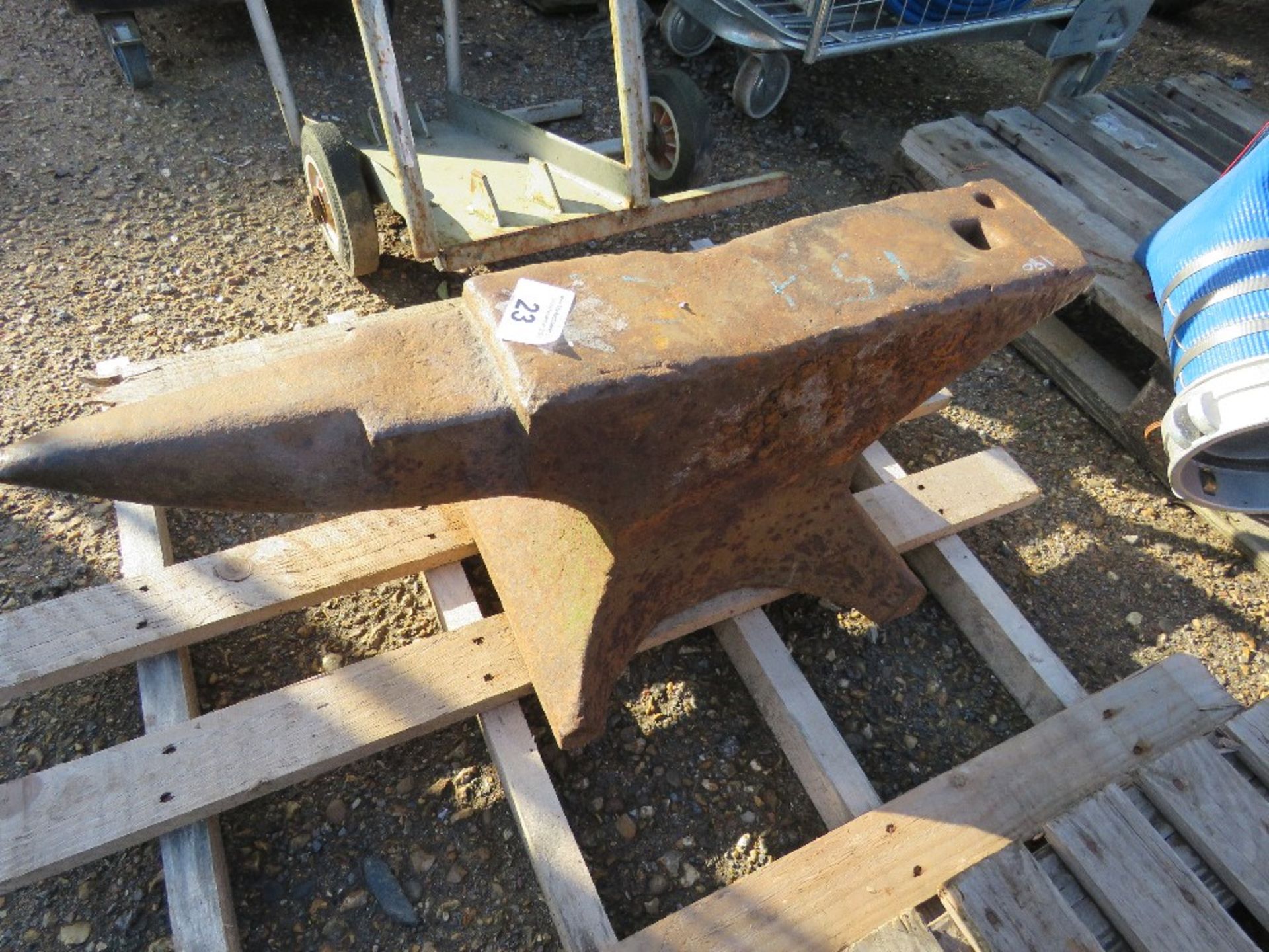 BLACKSMITH'S ANVIL, 75CM OVERALL LENGTH APPROX. - Image 2 of 3