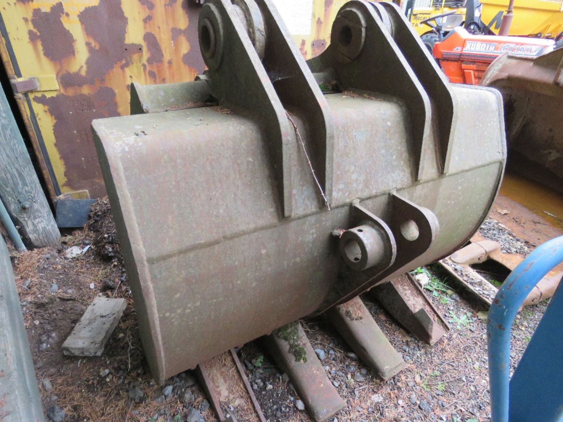 EXCAVATOR MOUNTED 9 TINE MECHANICAL GRAPPLE GRAB . SUITABLE FOR 60MM PINS. - Image 3 of 5