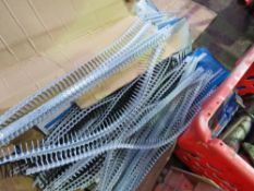LARGE QUANTITY OF COLLATED SCREW GUN NAILS. THIS LOT IS SOLD UNDER THE AUCTIONEERS MARGIN SCHEME,
