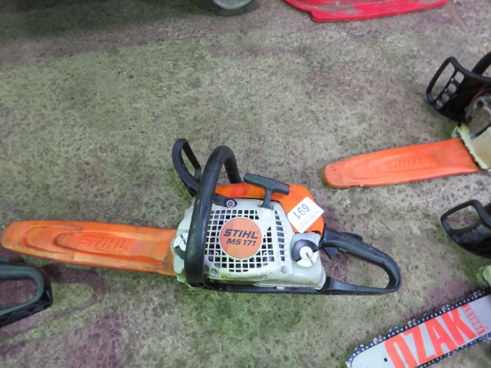 STIHL PETROL ENGINED CHAINSAW MODEL MS171.