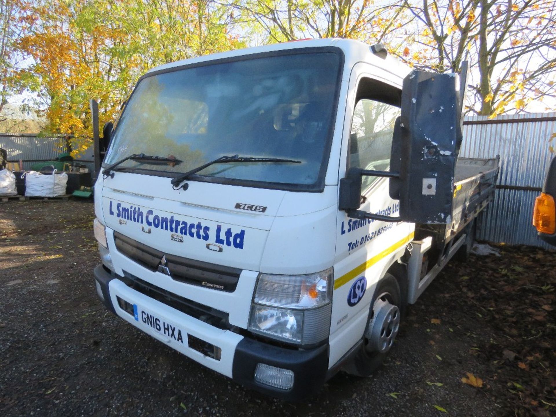 MITSUBISHI CANTER FUSO 7C15 7500KG TIPPER LORRY REG:GN16 HXA. DIRECT FROM LOCAL COMPANY WHO HAVE OWN - Image 2 of 10