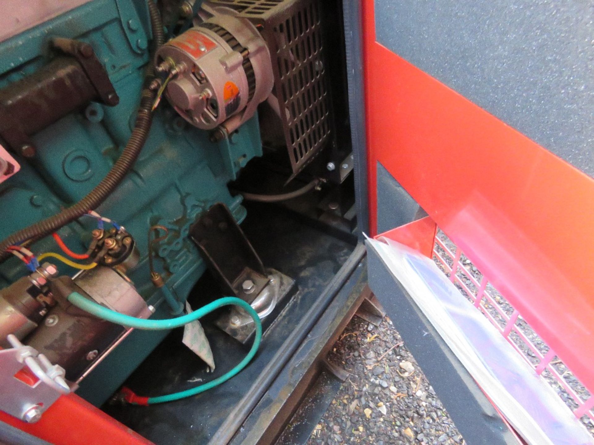 SHOP SOILED UNUSED SILENCED DIESEL GENERATOR. 25KVA RATED OUTPUT. - Image 5 of 8