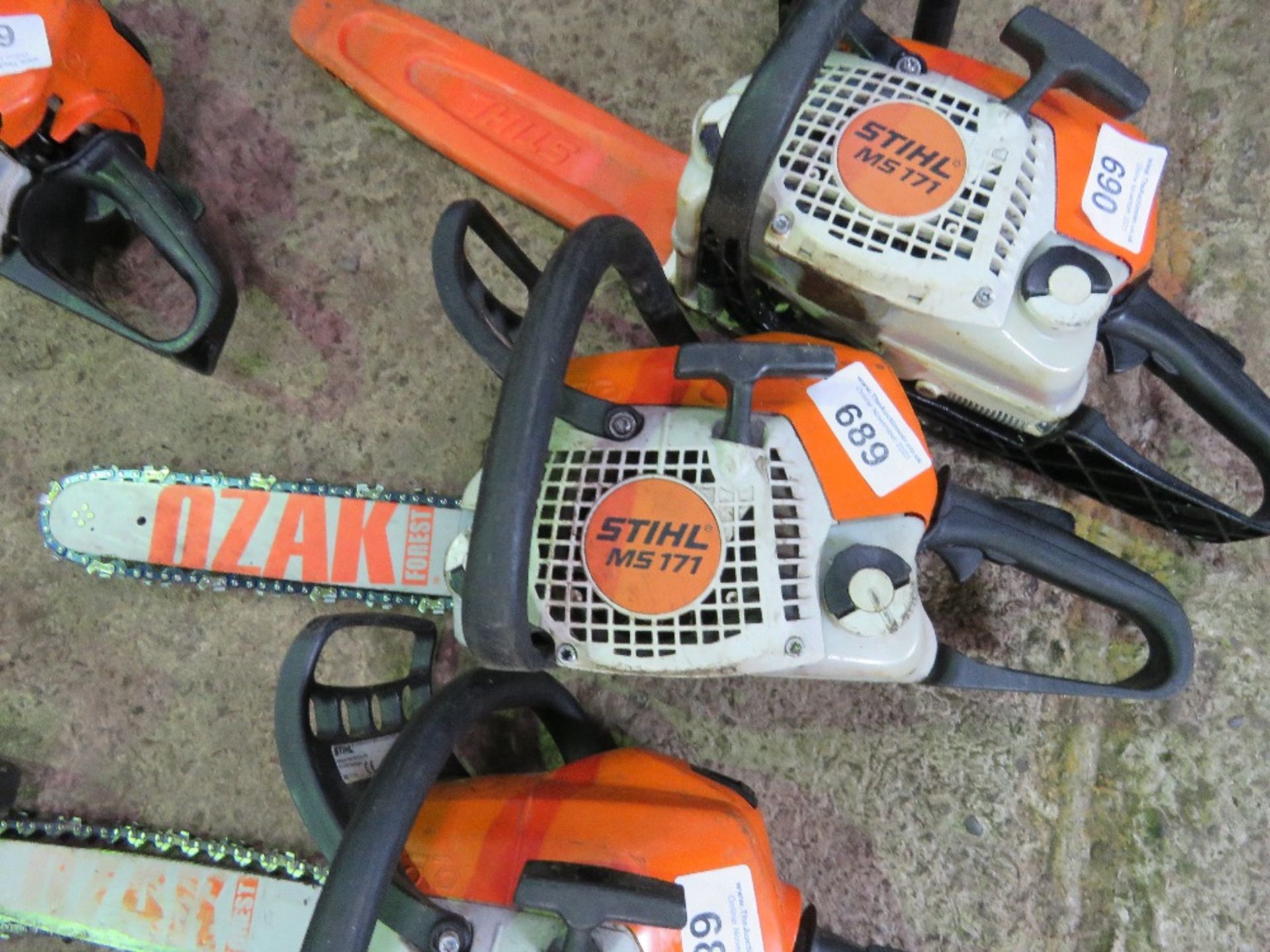 STIHL PETROL ENGINED CHAINSAW MODEL MS171.