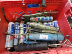 QUANTITY OF GREASE GUNS AND GREAS CARTRIDGES. THIS LOT IS SOLD UNDER THE AUCTIONEERS MARGIN SCHEM