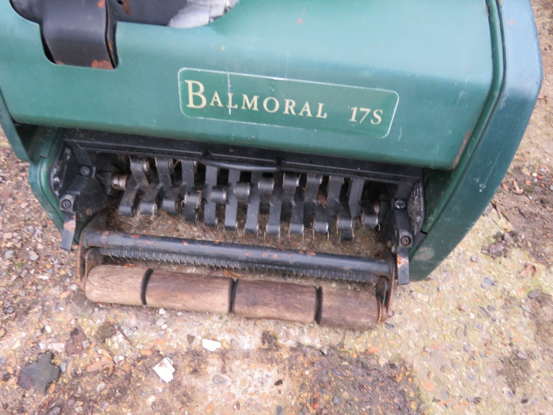 BALMORAL 17S SCARIFIER UNIT. THIS LOT IS SOLD UNDER THE AUCTIONEERS MARGIN SCHEME, THEREFORE NO V - Image 3 of 4