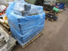 LARGE PALLET OF HERAS TYPE TEMPORARY FENCE BASES/BLOCKS. THIS LOT IS SOLD UNDER THE AUCTIONEERS M