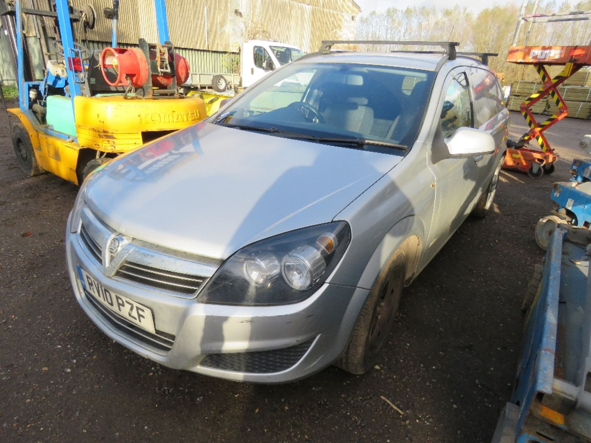 VAUXHALL ASTRA SPORTIVE DIESEL VAN REG:RV10 PZF. 123, 881 REC MILES. CAT N