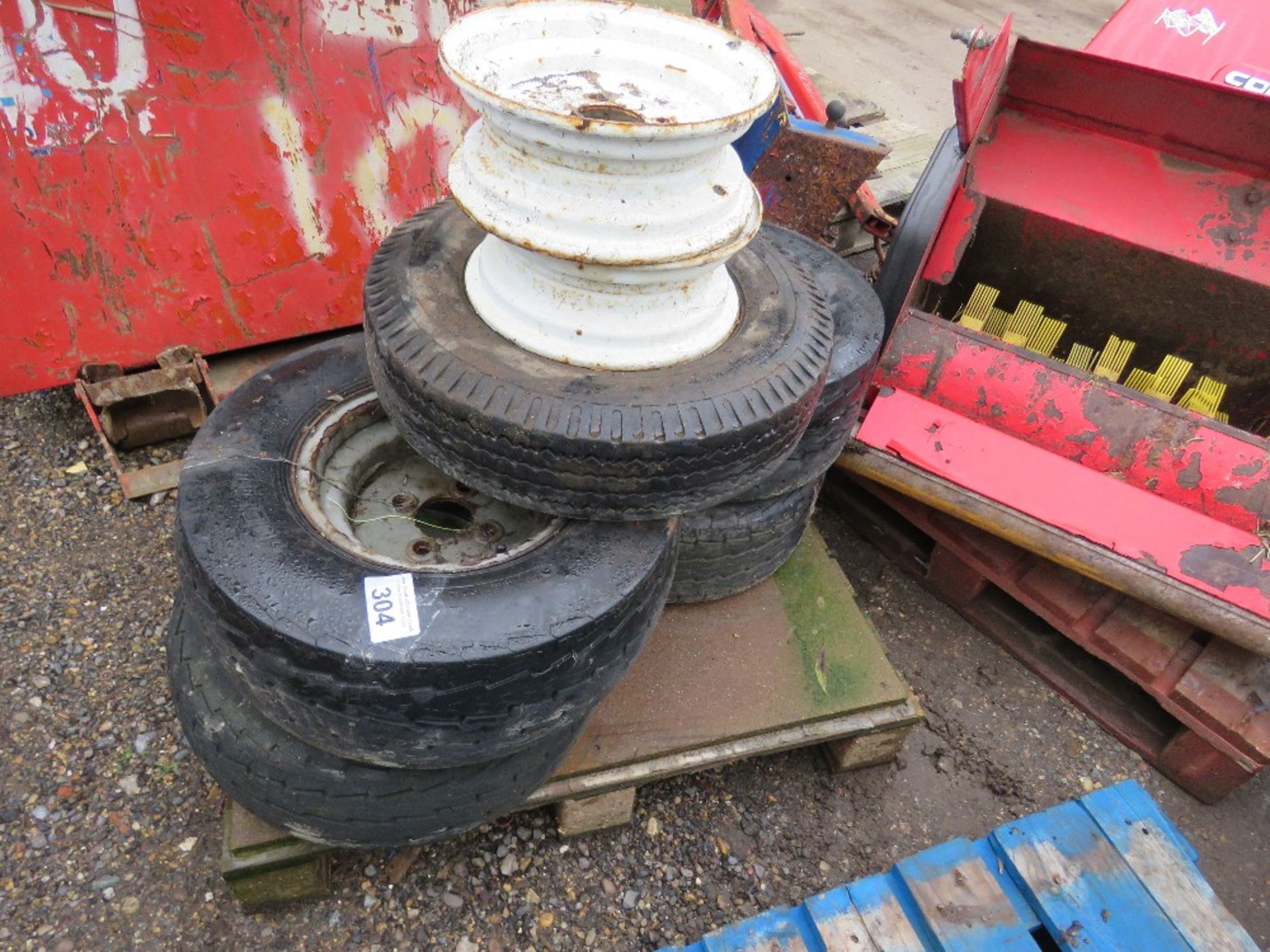 PALLET OF TRAILER WHEELS AND TYRES.