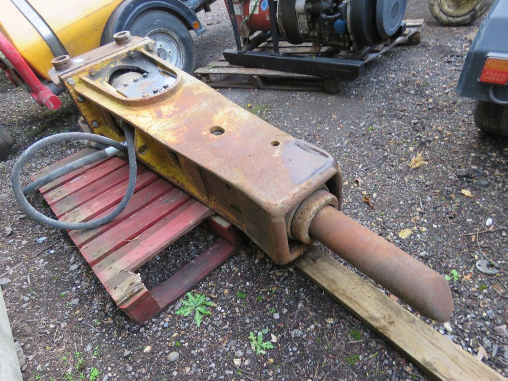 INDECO TYPE HYDRAULIC EXCAVATOR MOUNTED BREAKER ON 65MM PINS.