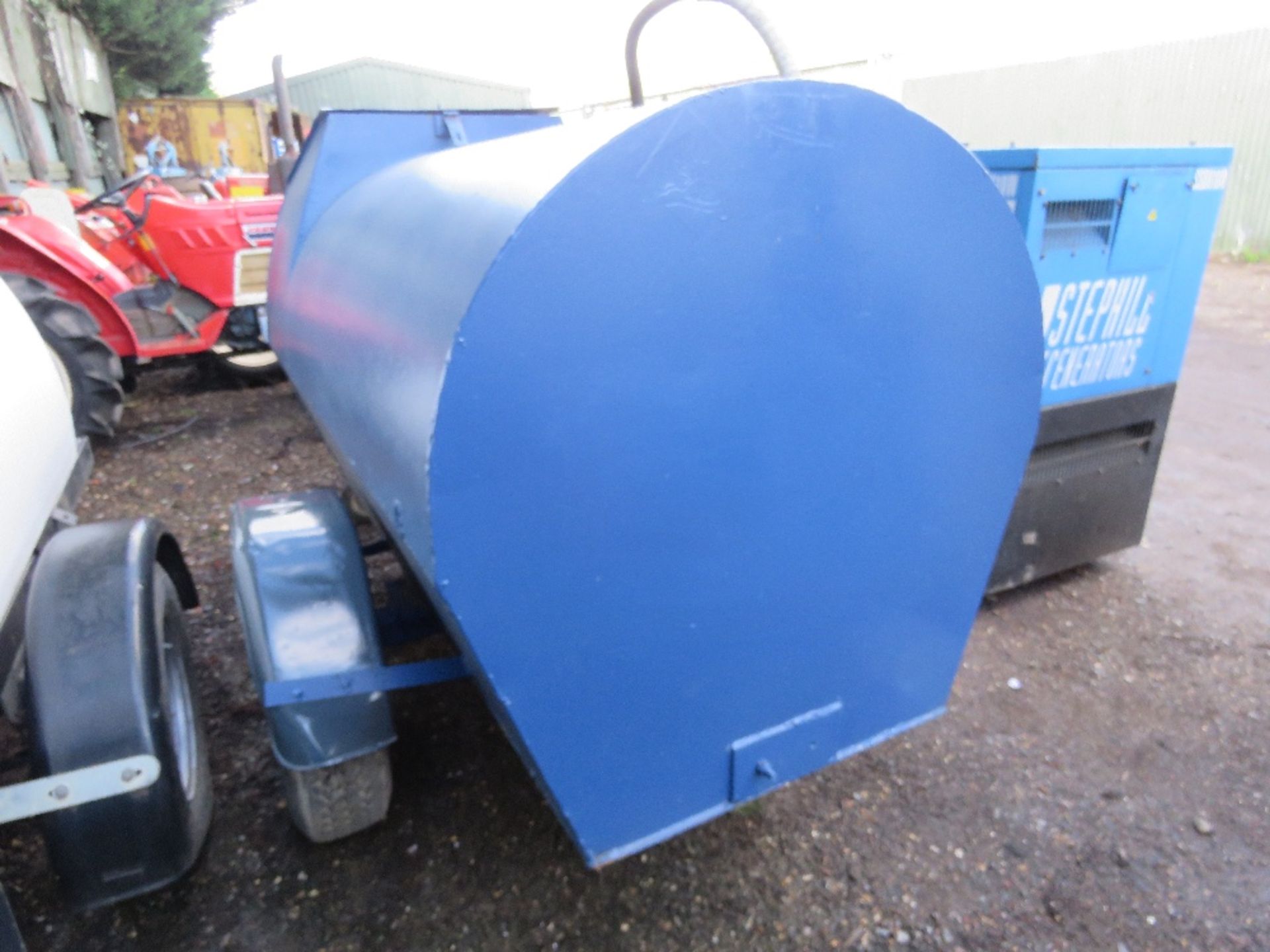 BID INCREMENT NOW £40! TOWED 1000LITRE CAPACITY DIESEL BOWSER WITH 12 VOLT PUMP. - Image 6 of 7