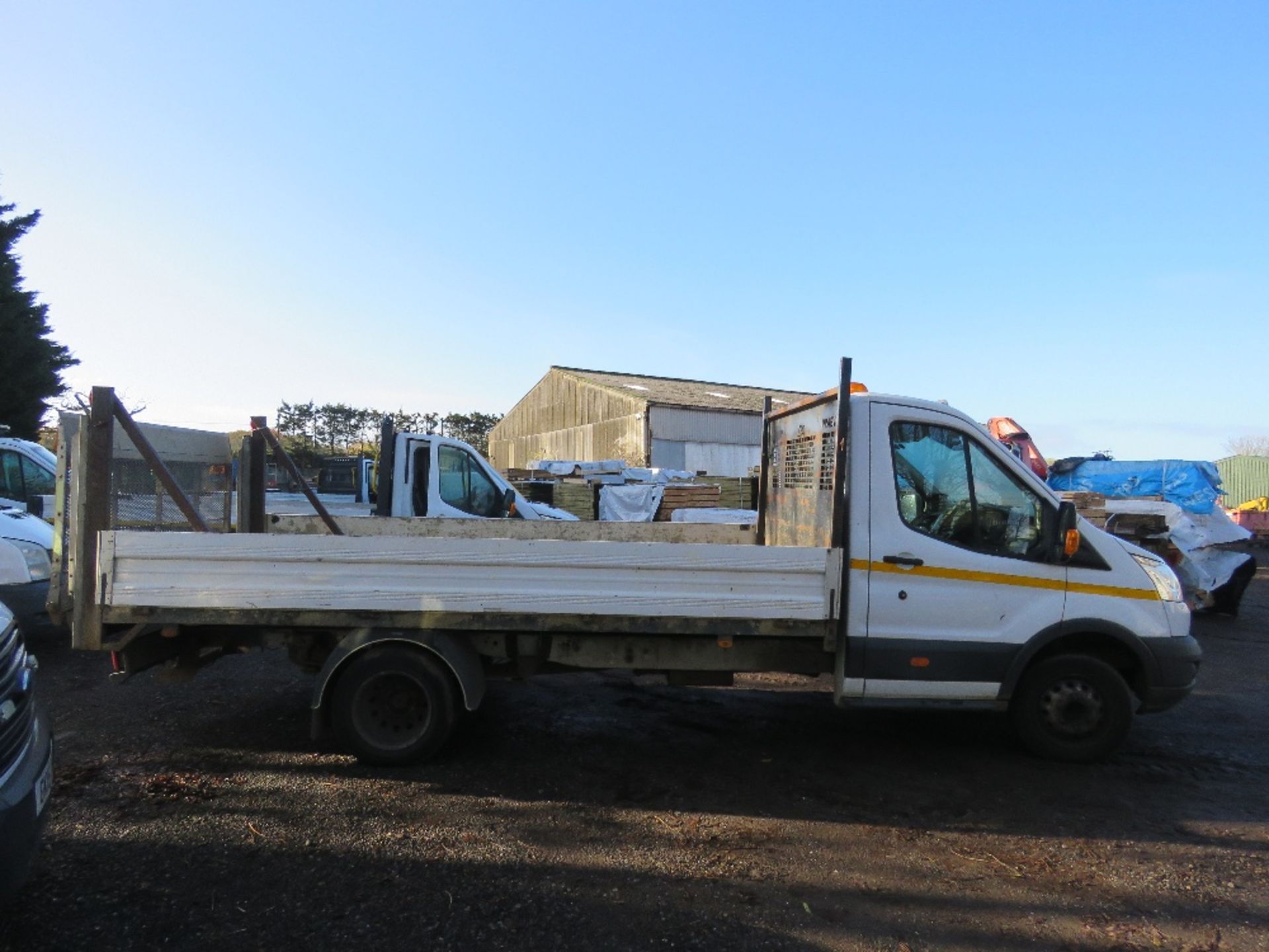 FORD TRANSIT 350 TWIN WHEEL 3.5TONNE DROP SIDE TRUCK REG:BN15 SVT . 186,212 REC MILES. MOT 06/01/24 - Image 11 of 11