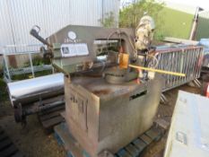 HEAVY DUTY 3 PHASE METAL CUTTING BANDSAW MODEL TR300, WORKING WHEN REMOVED. THIS LOT IS SOLD UND