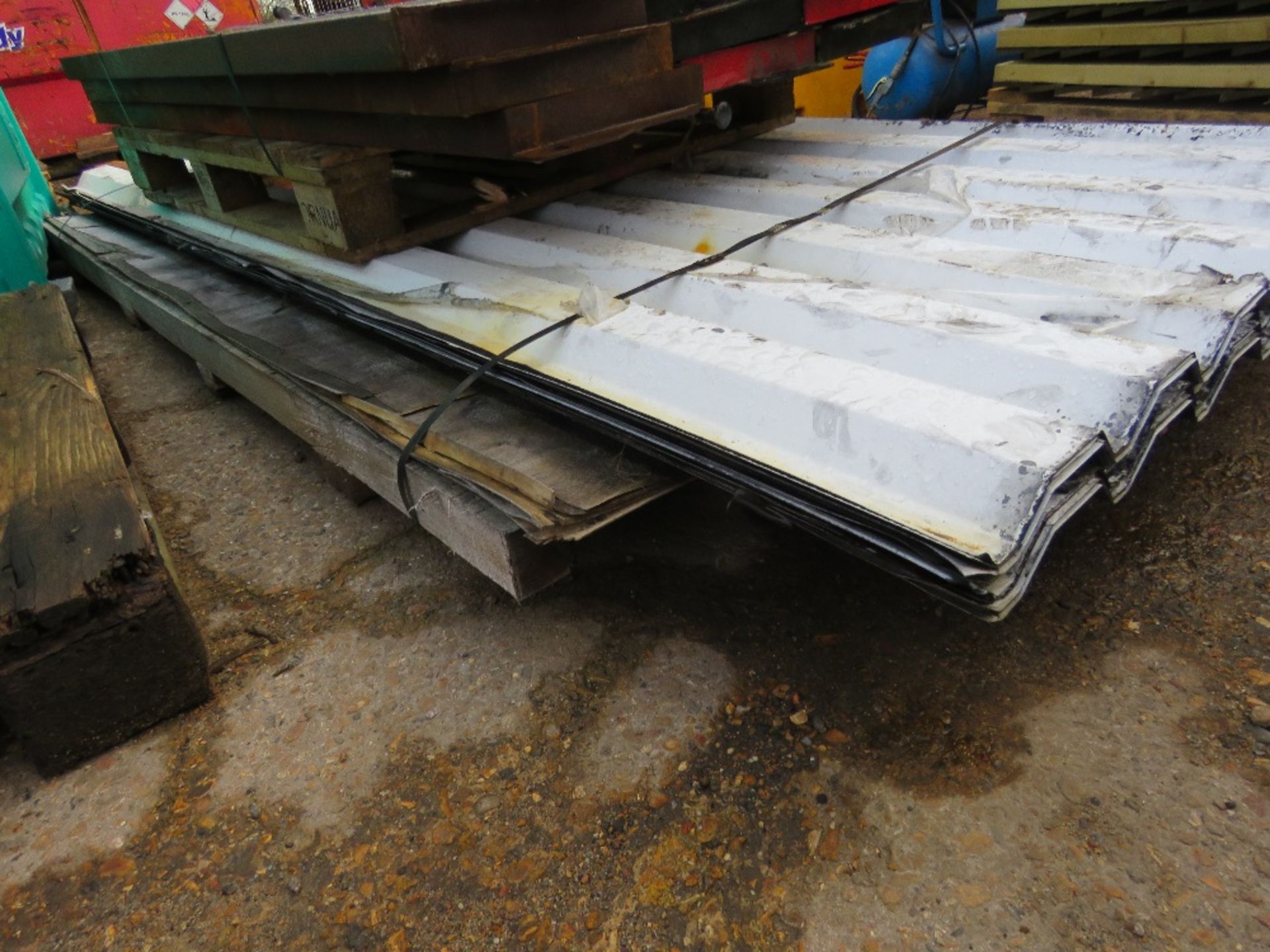 APPROX. 15 NO. BOX SECTION ROOF SHEETS, PREUSED, 10FT LENGTH APPROX. - Image 2 of 3