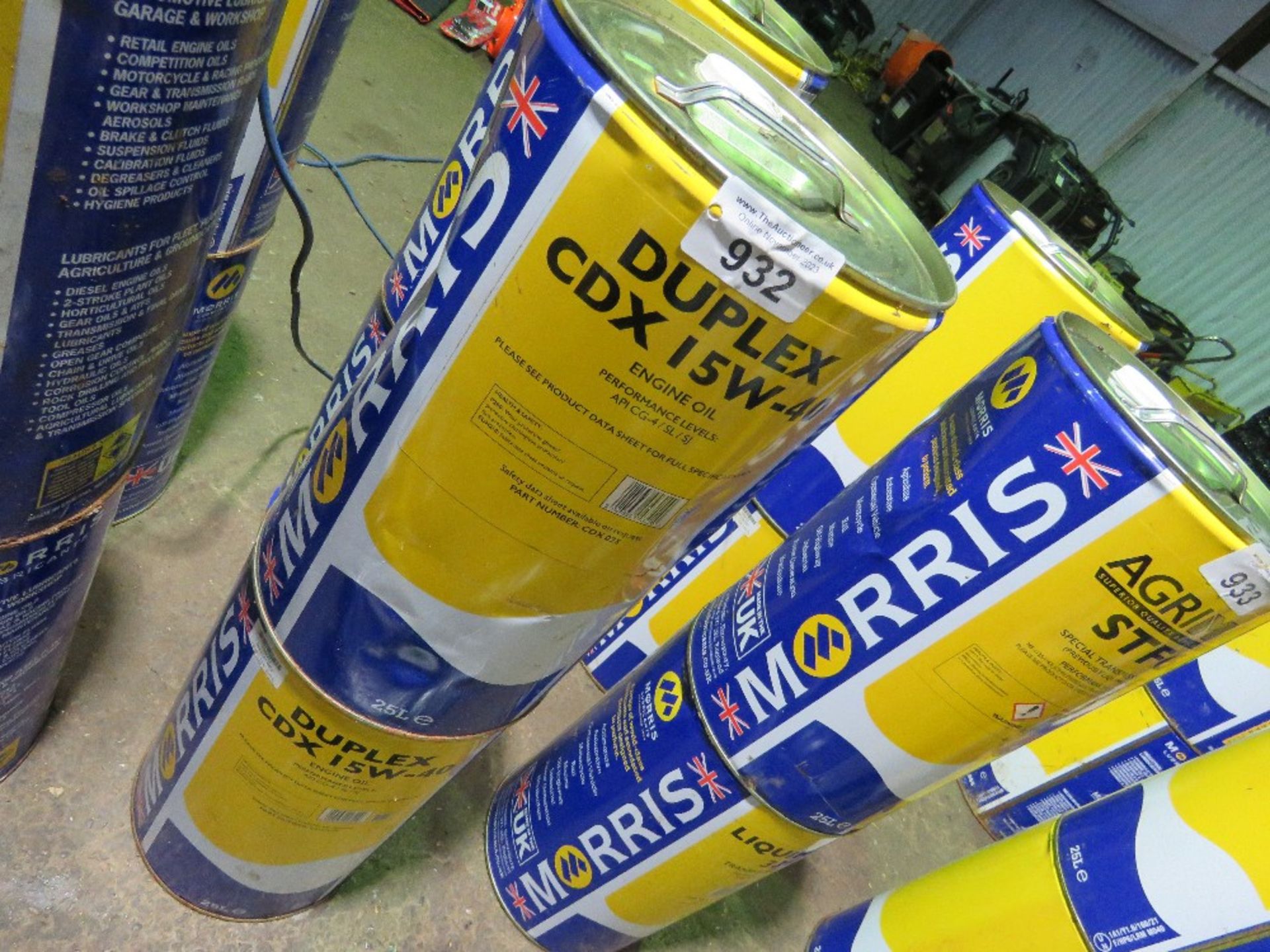 2NO 25LITRE DRUMS OF MORRIS OILS: DUPLEX 15W40 ENGINE OIL. SOURCED FROM COMPANY LIQUIDATION.