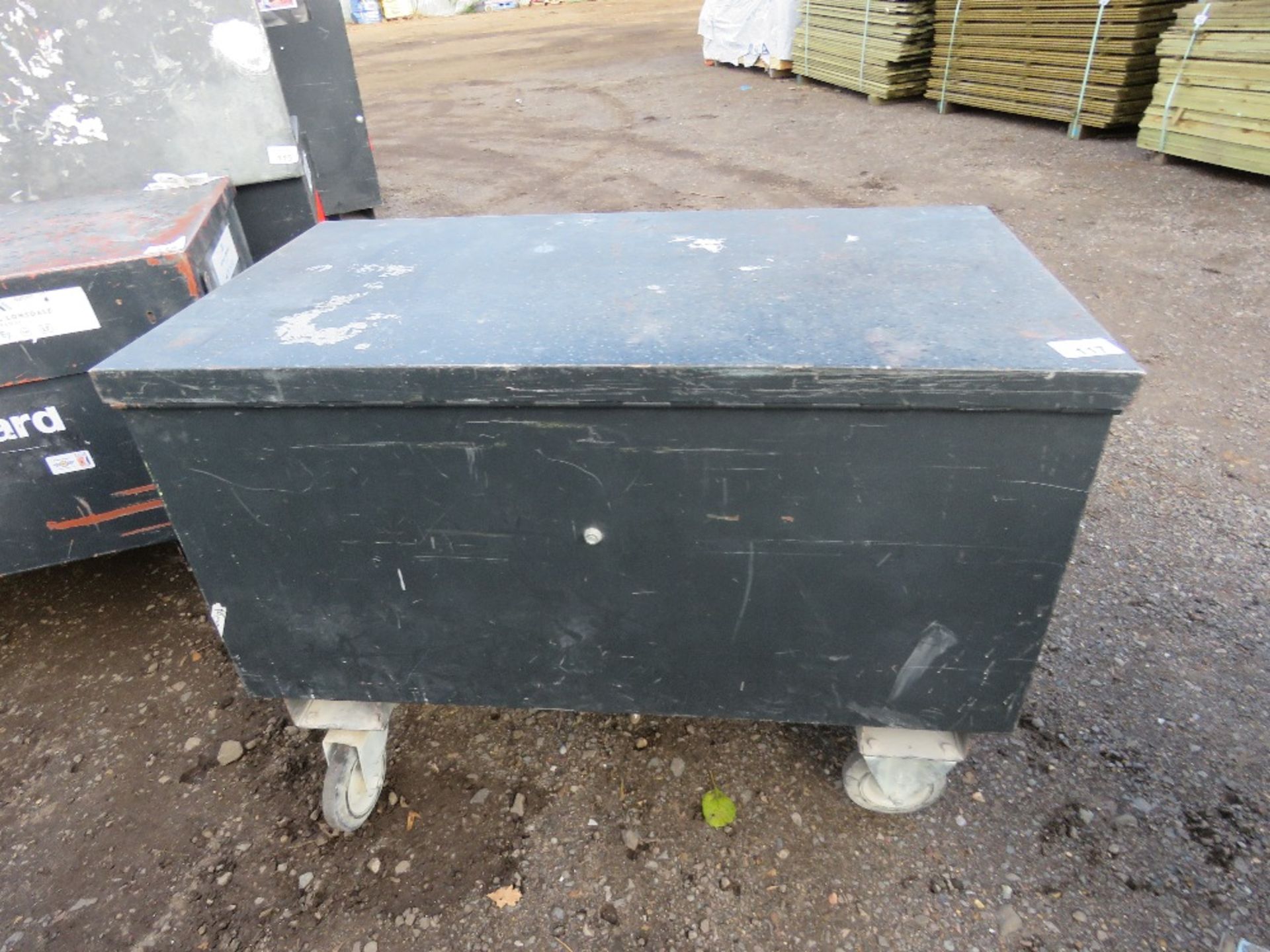 TOOL BOX. DIRECT FROM COMPANY LIQUIDATION. - Image 3 of 4