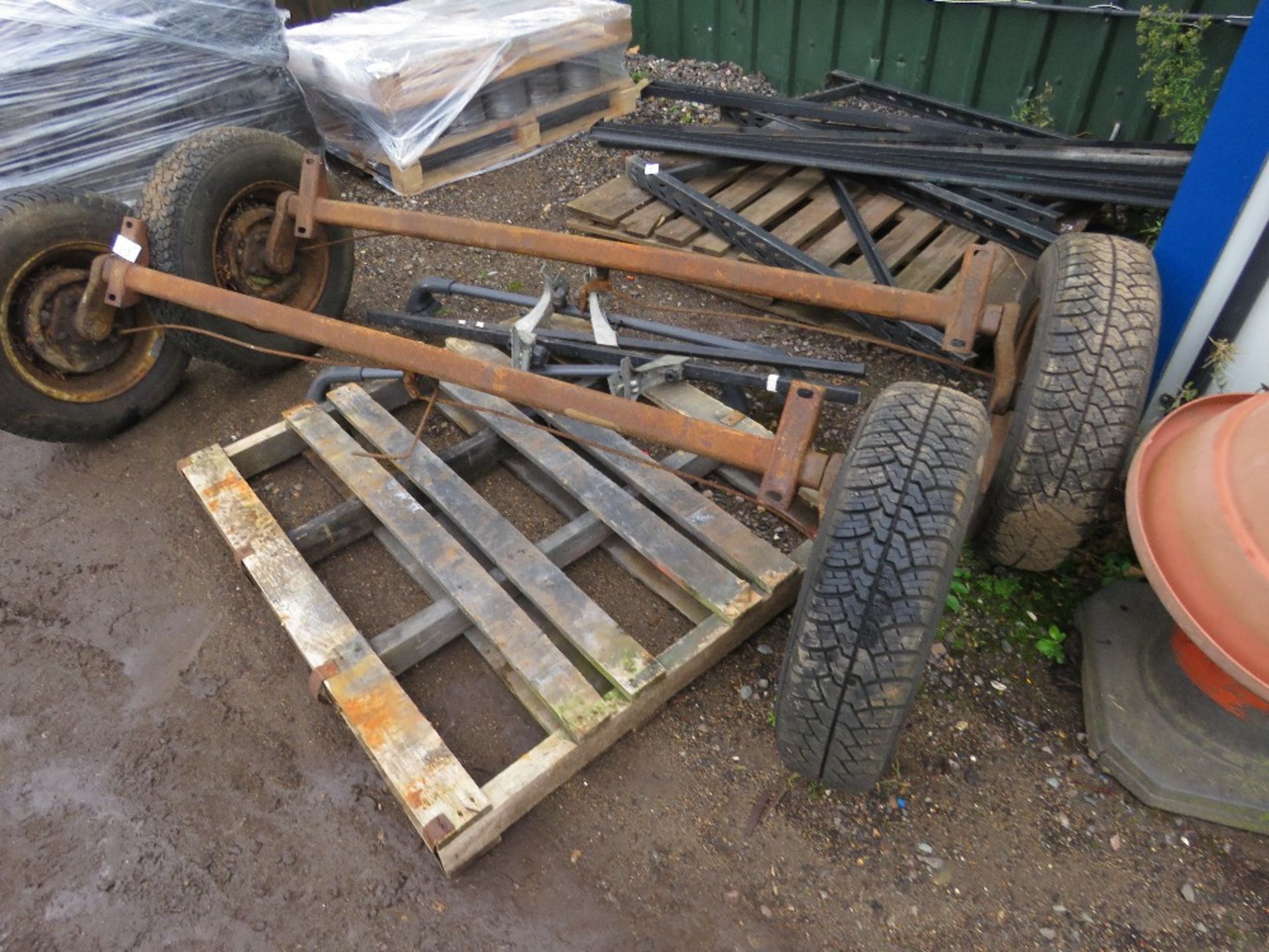 2 x TRAILER AXLES PLUS ROOF RACK BARS. - Image 5 of 5