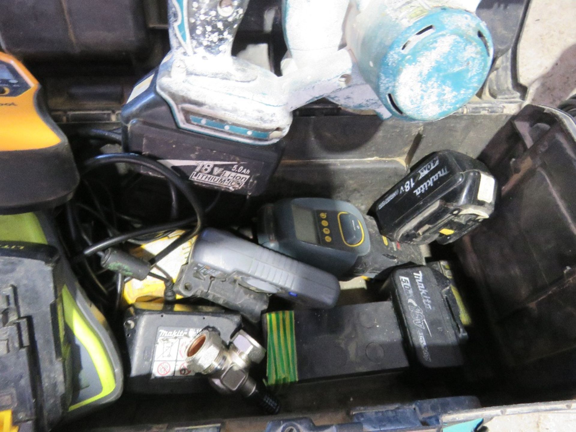 BAG AND TOOL BOX OF BATTERY TOOL ITEMS ETC. - Image 2 of 5