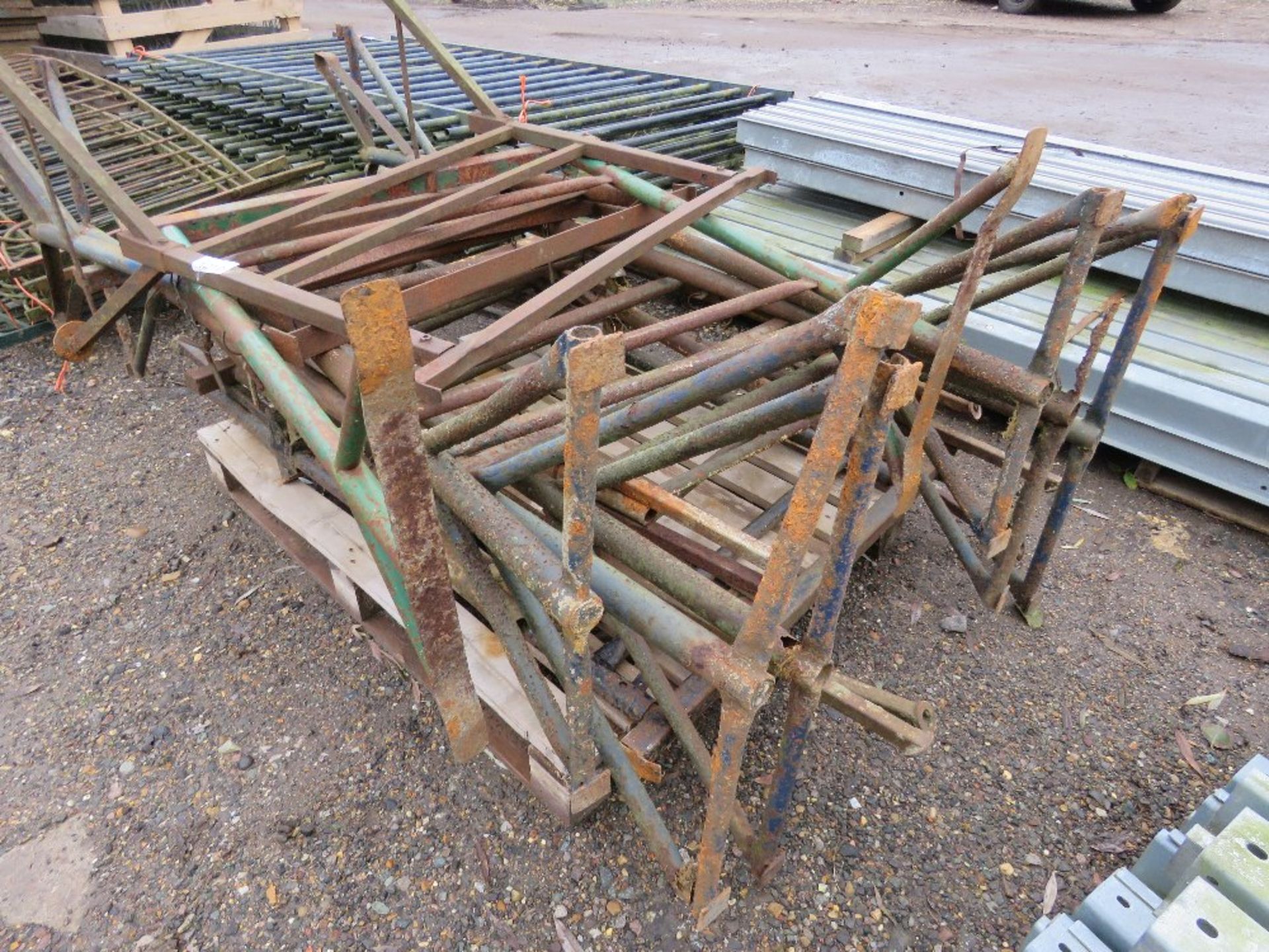 10NO ASSORTED TRESTLES. THIS LOT IS SOLD UNDER THE AUCTIONEERS MARGIN SCHEME, THEREFORE NO VAT WI