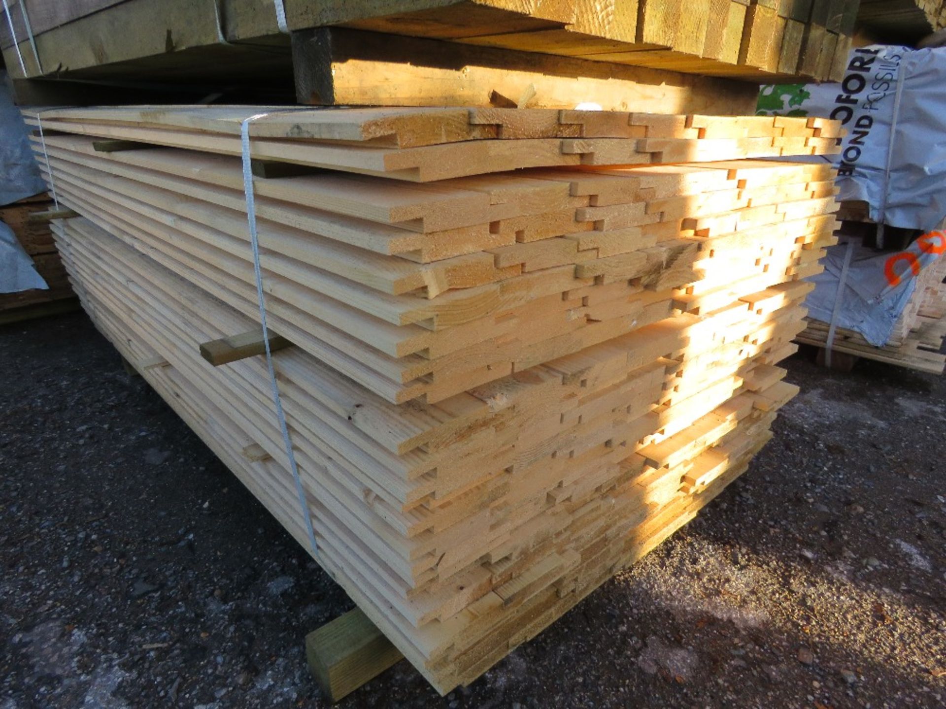 PACK OF UNTREATED INTERLOCKING CLADDING BOARDS 1.83M LENGTH X 150MM X 25MM APPROX. - Image 4 of 4