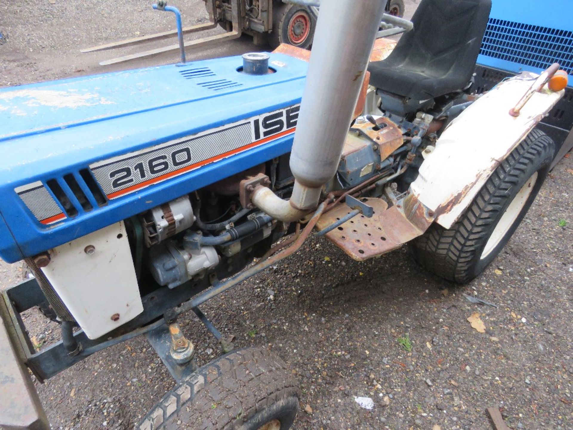 ISEKI 2160 2WD COMPACT TRACTOR. HYDRO DRIVE. TURNS OVER NOT STARTING. - Image 3 of 8