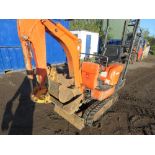 KUBOTA K008-3 MICRO EXCAVATOR WITH 3NO BUCKETS. SN:17804 year 2006 approx. 3703 rec hrs. DIRECT F