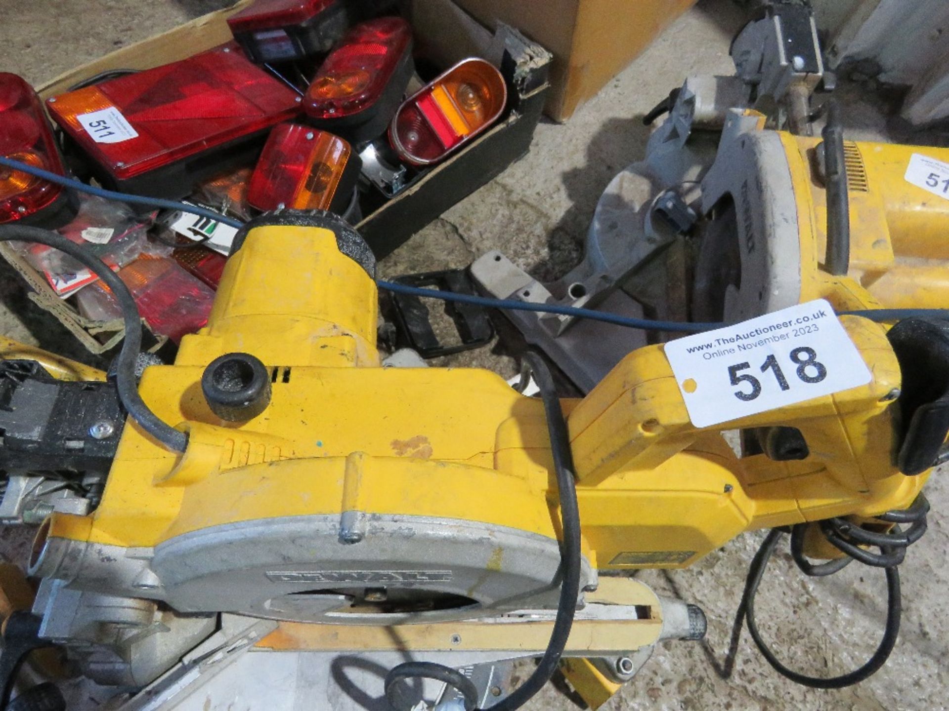 DEWALT 240V MITRE SAW.