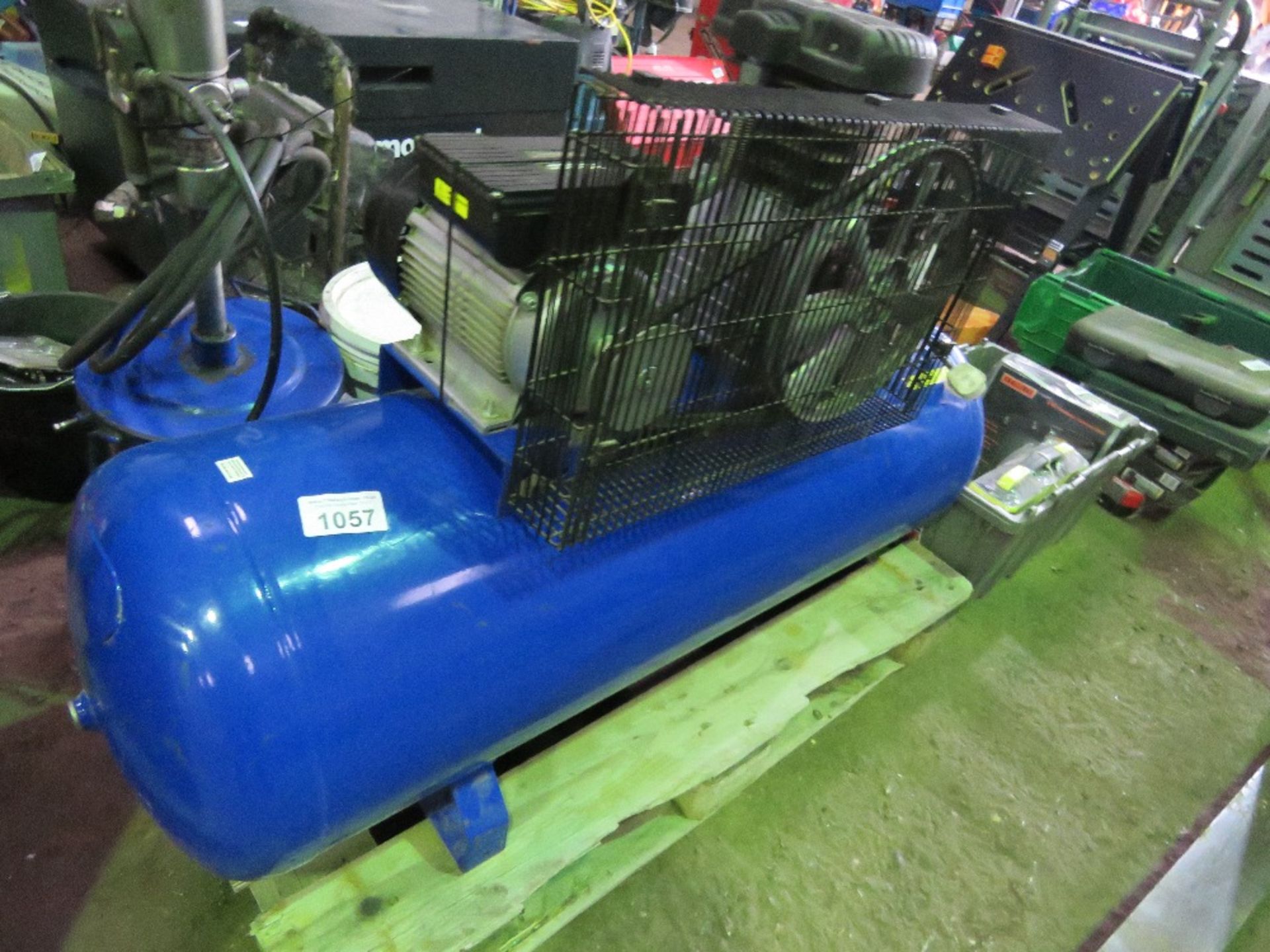 WOLF 240VOLT AIR COMPRESSOR, OWNER RETIRING. THIS LOT IS SOLD UNDER THE AUCTIONEERS MARGIN SCHEME