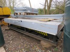 SAXLIFT MEZZANINE ACCESS SCISSOR LIFT DECK,5 TONNE RATED, 3 PHASE POWERED WITH SIDE SAFETY RAILS. 3M