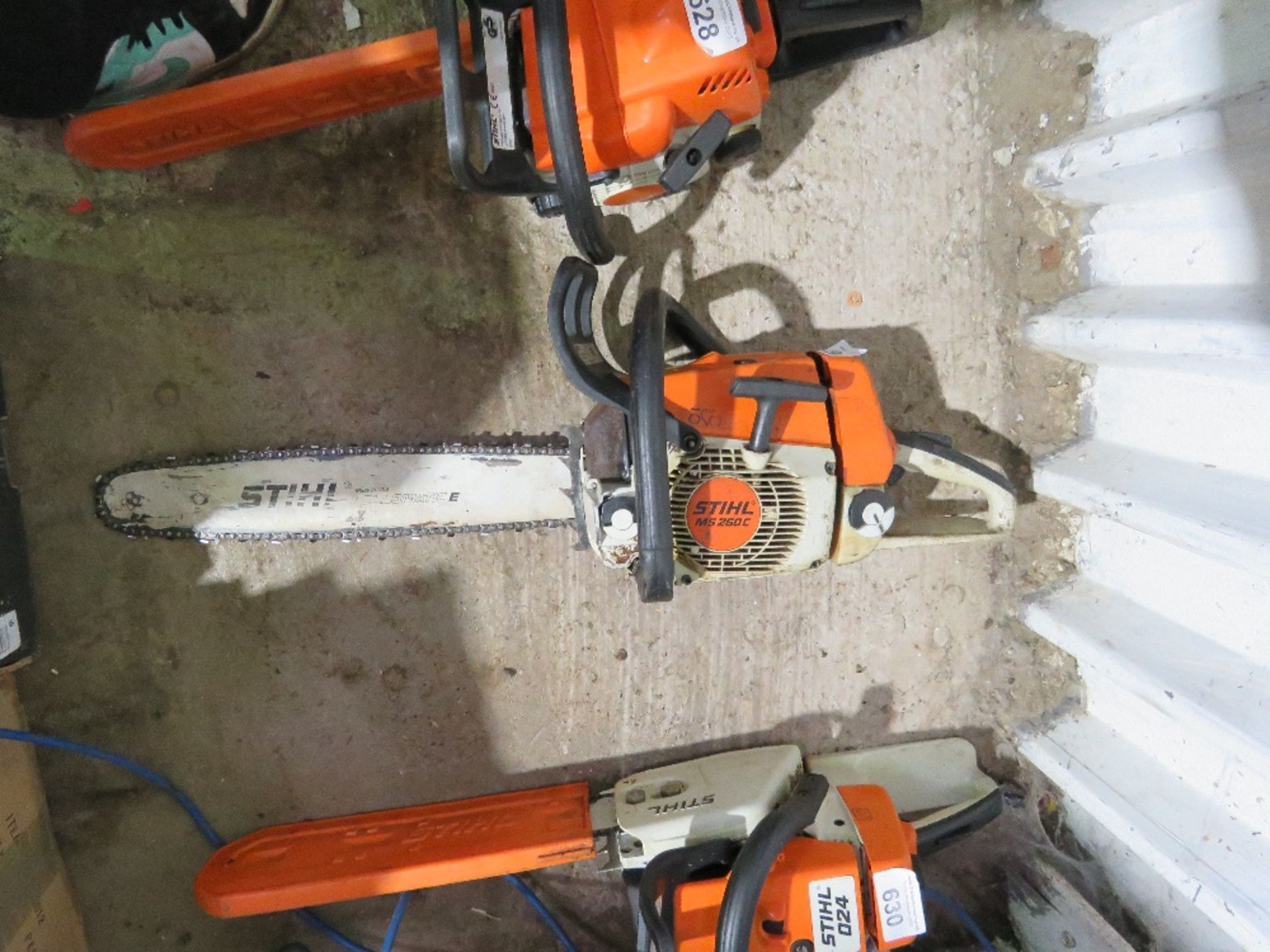 STIHL MS260C PETROL ENGINED CHAINSAW. THIS LOT IS SOLD UNDER THE AUCTIONEERS MARGIN SCHEME, THER
