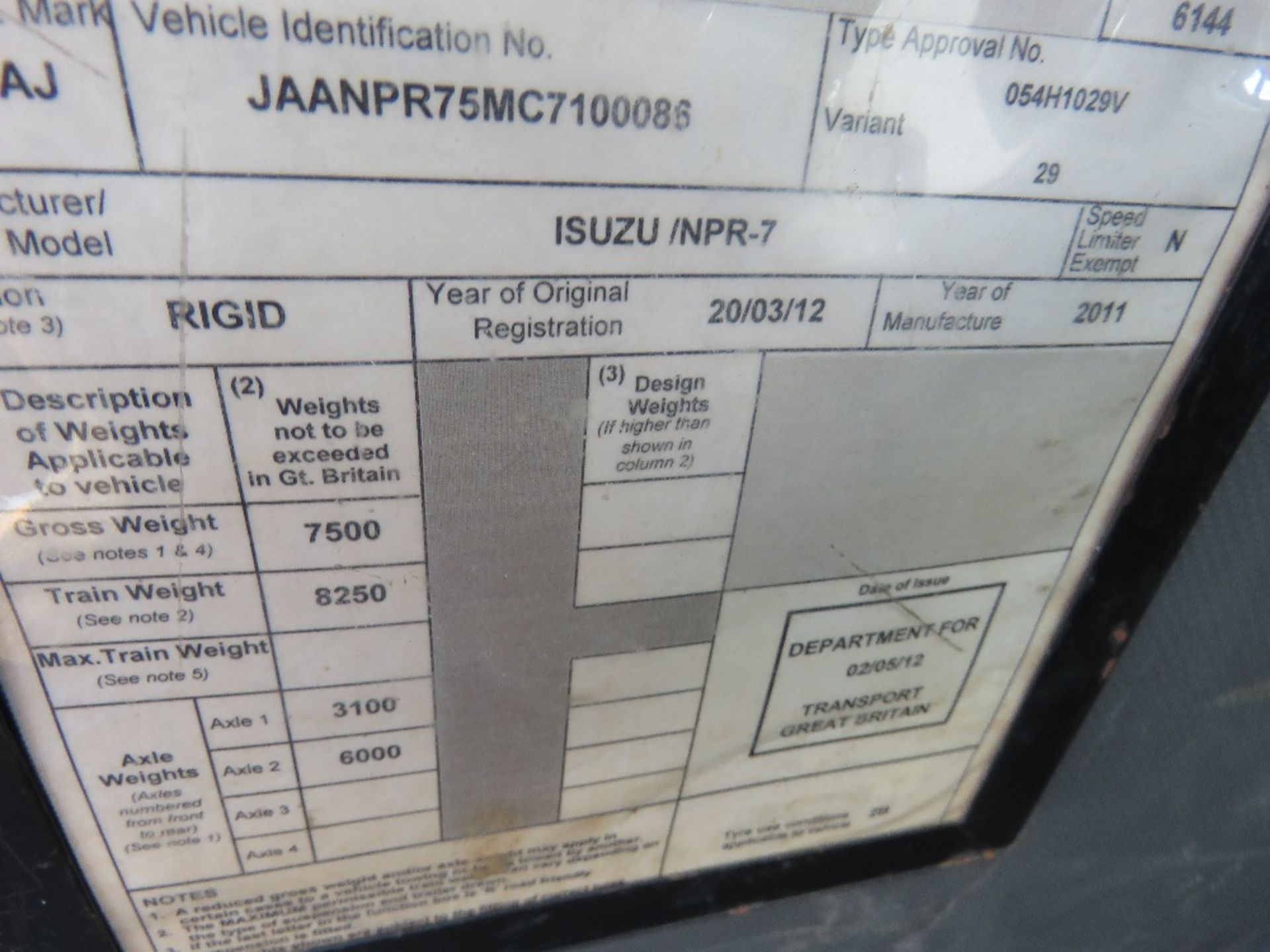 ISUZU 7500KG TOILET SERVICE TRUCK REG:PO12 FAJ. WITH V5, OWNED FROM NEW, 70,521REC MILES. CLEAN WAT - Image 4 of 17